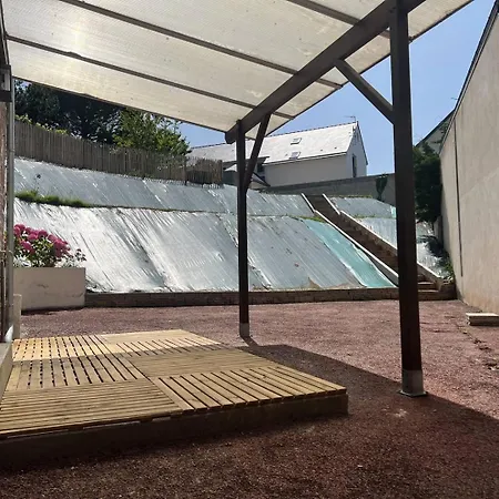 650 - Belle Maison En Pierre Avec Jardin En Plein Centre D'erquy Erquy