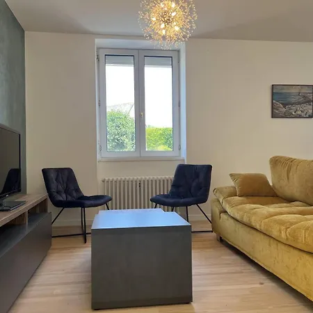 Villa 650 - Belle Maison En Pierre Avec Jardin En Plein Centre D'erquy *