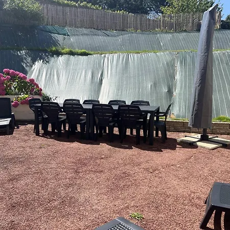 650 - Belle Maison En Pierre Avec Jardin En Plein Centre D'erquy Erquy